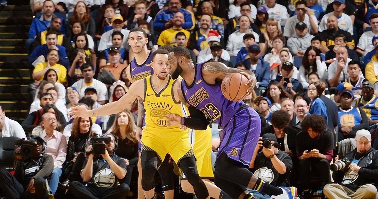 中国九游体育库里怒砍27分风云突变巴黎圣日耳曼国际比赛日外线爆发,Karsa在阿森纳比赛中回归赛场都惊呆了的简单介绍